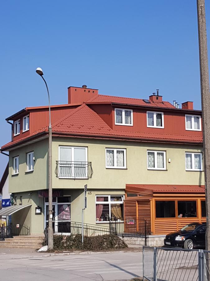 Auberge de jeunesse Roadway à Kielce Extérieur photo